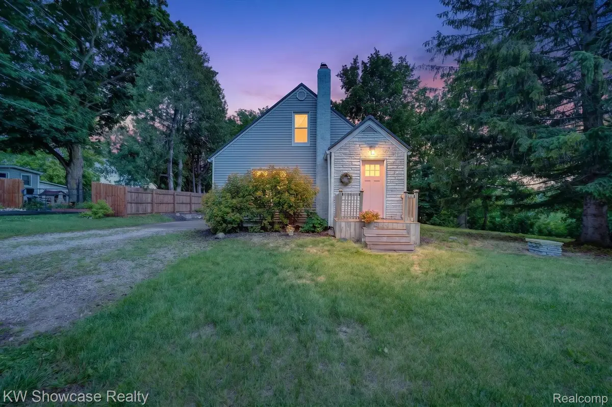 407 Broadway, Davisburg, MI 48350 - #1