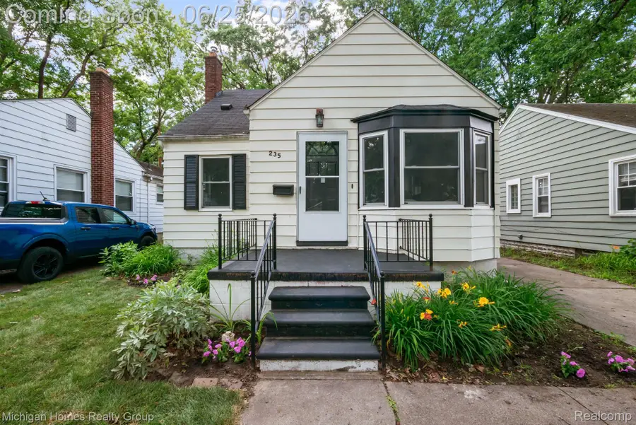 235 Flowerdale Street, Ferndale, MI 48220 - #3