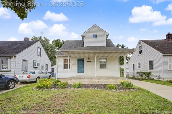 24715 Oxford Street, Dearborn, MI 48124