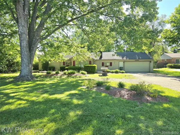 5860 John R Road, Troy, MI 48085