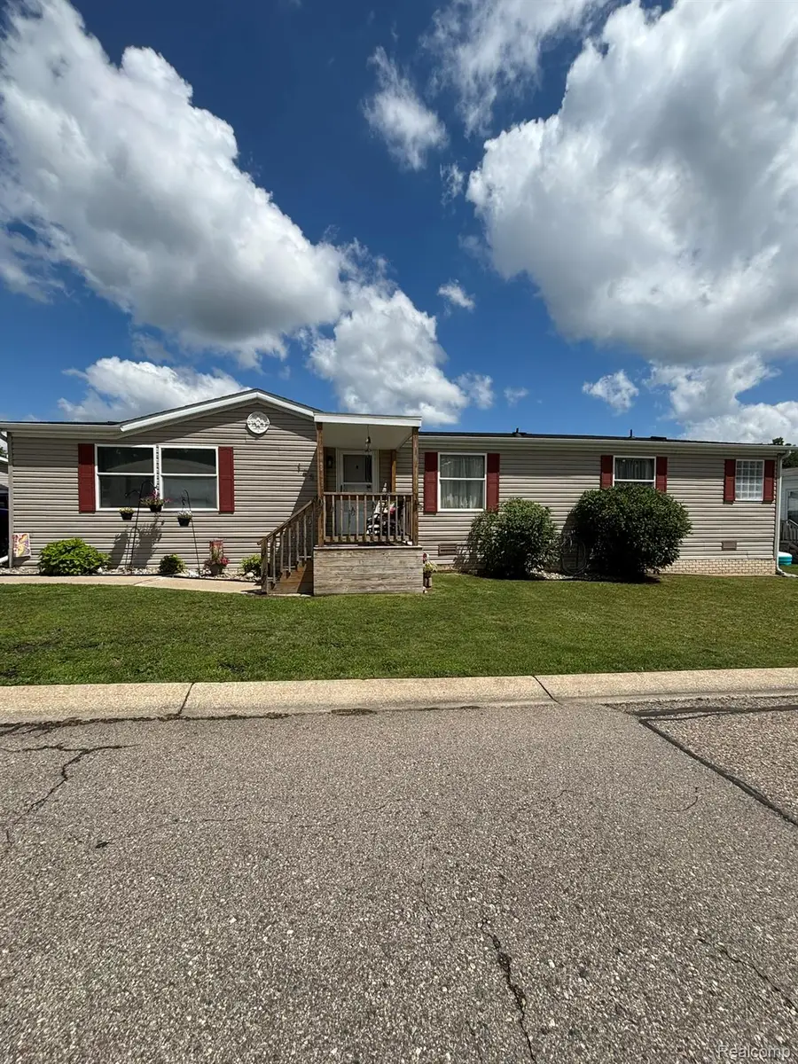 195 Apollo, Flushing, MI 48433 - #3