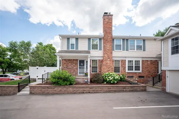 42174 Roscommon Street, Northville, MI 48167