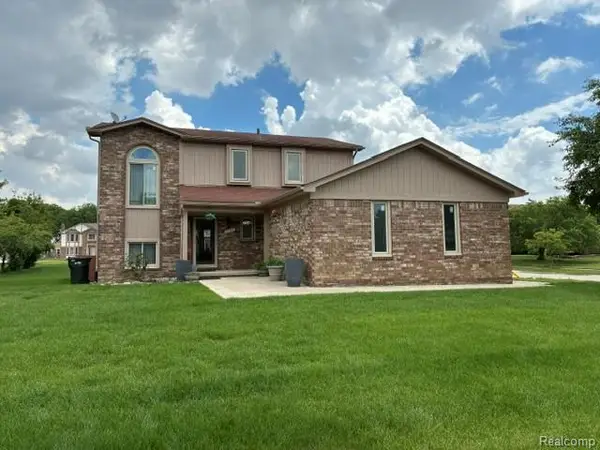 35616 Drake Drive, SterlingHeights, MI 48310
