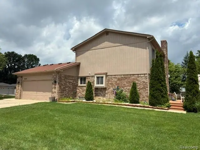 35616 Drake Drive, Sterling Heights, MI 48310 - #3
