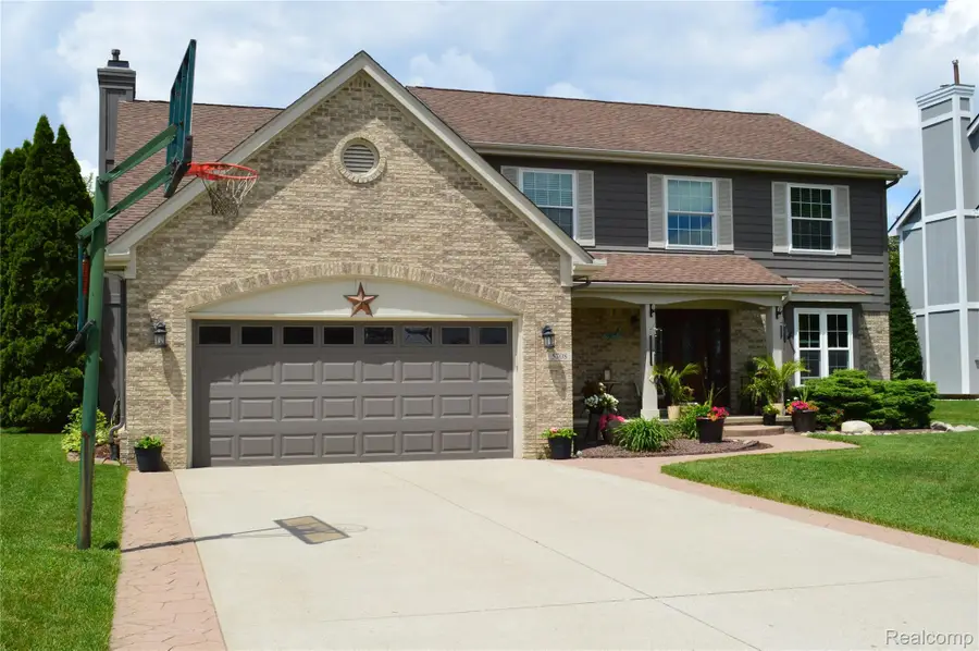 5708 Berwick Court, Clarkston, MI 48346 - #3