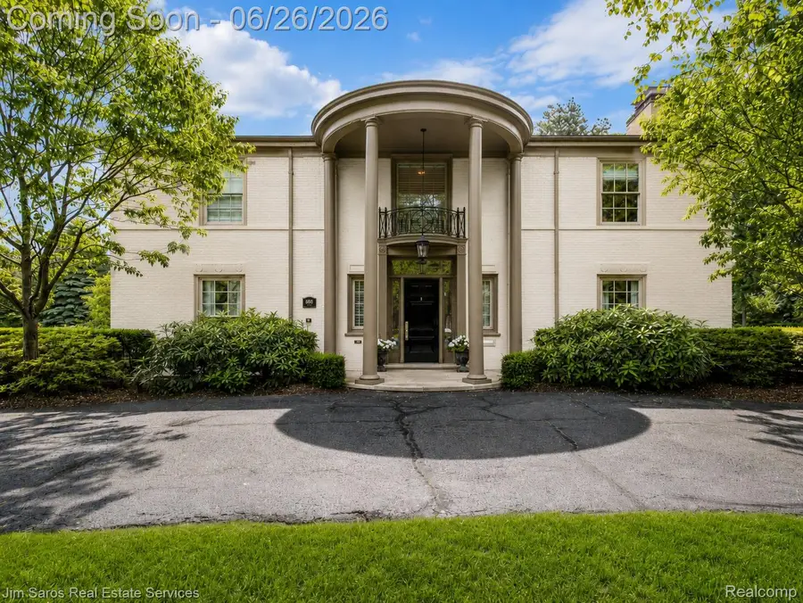 688 Balfour Street, Grosse Pointe Park, MI 48230 - #2