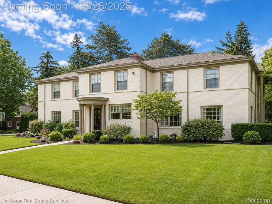 688 Balfour Street, Grosse Pointe Park, MI 48230 - #3