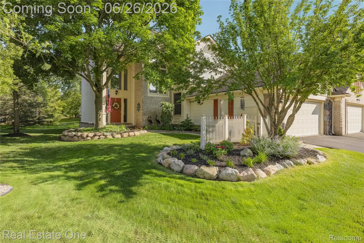 7105 Winding Brook Court, West Bloomfield, MI 48322 - #1
