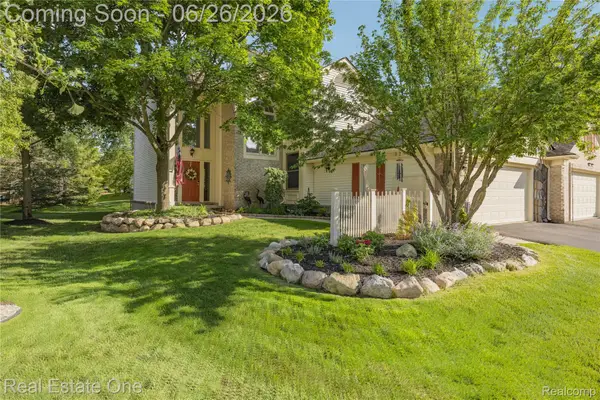 7105 Winding Brook Court, WestBloomfield, MI 48322