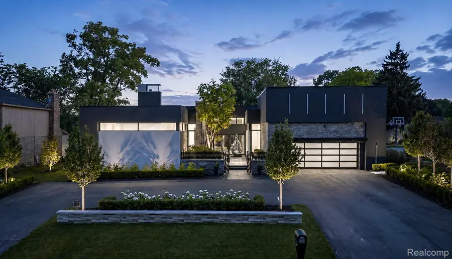 5116 W Bloomfield Lake Road, West Bloomfield, MI 48323 - #2
