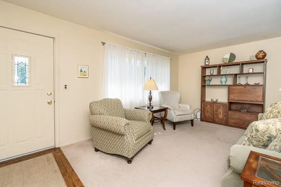 11678 Monsbrook Court, Sterling Heights, MI 48312 - #3