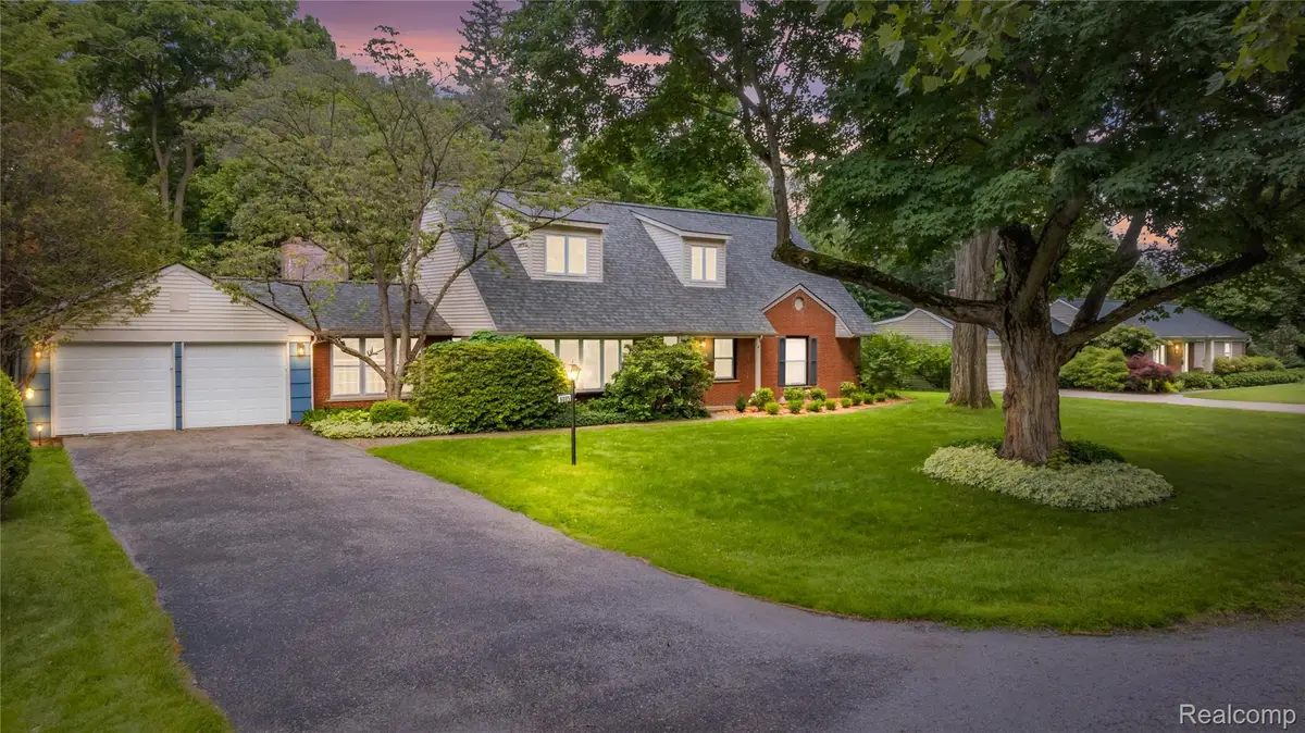 6085 Worlington Road, Bloomfield, MI 48301 - #1