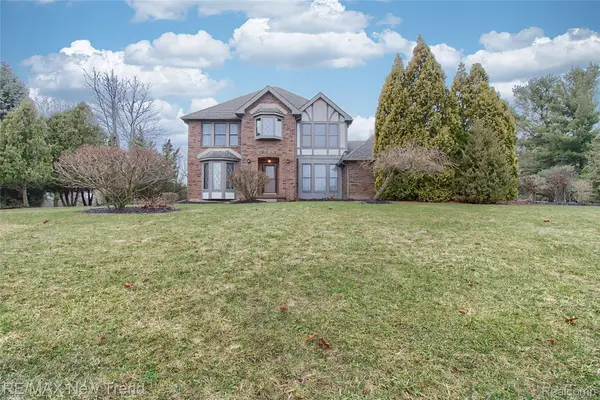 7252 Steeplechase Drive, Saline, MI 48176