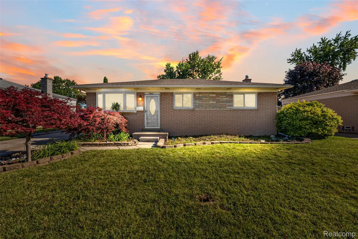 15641 Common Road, Roseville, MI 48066 - #1