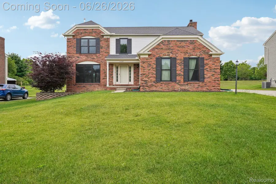 1687 Grandview Drive, Rochester Hills, MI 48306 - #3
