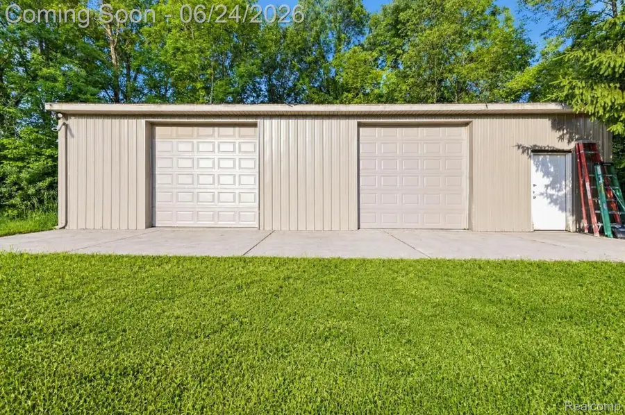 2190 Seymour Lake Road, Ortonville, MI 48462 - #3