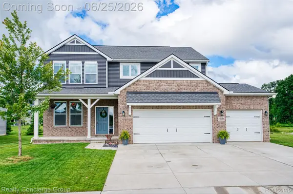 10066 Willow Oak Drive, Brighton, MI 48116