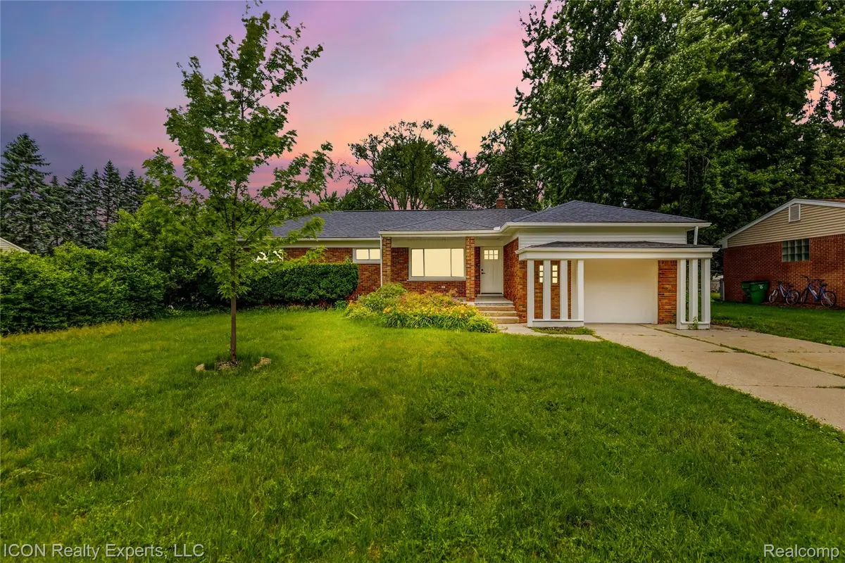 4901 Robert Street, Shelby, MI 48316 - #1
