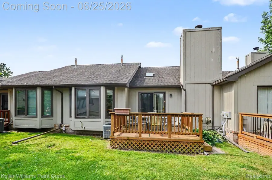13311 Whittier Drive, Sterling Heights, MI 48312 - #3