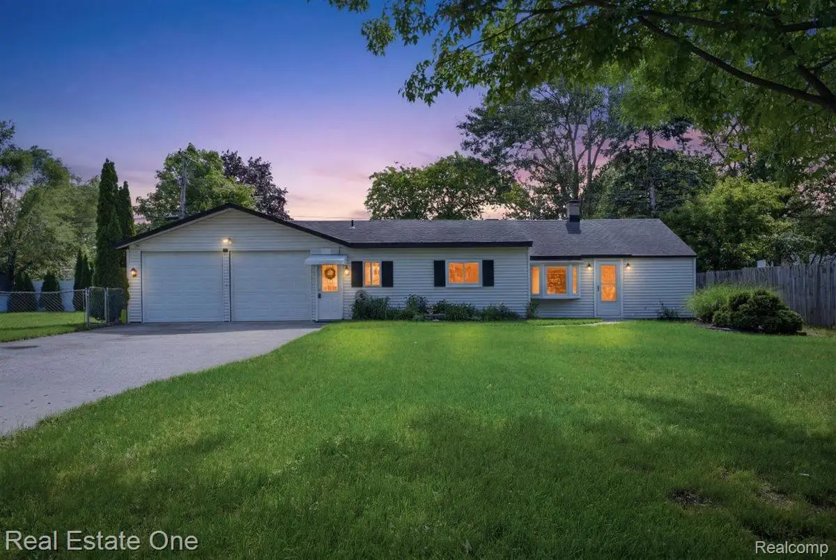 3003 Longview Avenue, Rochester Hills, MI 48307 - #1
