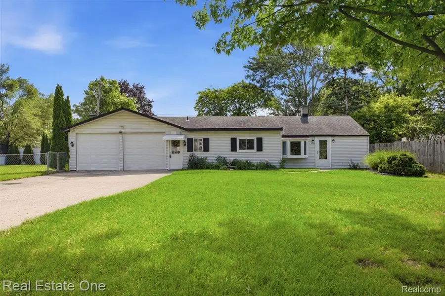 3003 Longview Avenue, Rochester Hills, MI 48307 - #3