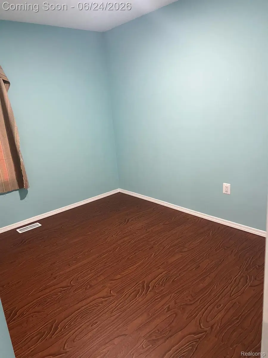 13500 Fenelon Street, Hamtramck, MI 48212 - #2