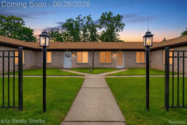 29417 Park Place Drive, Warren, MI 48093
