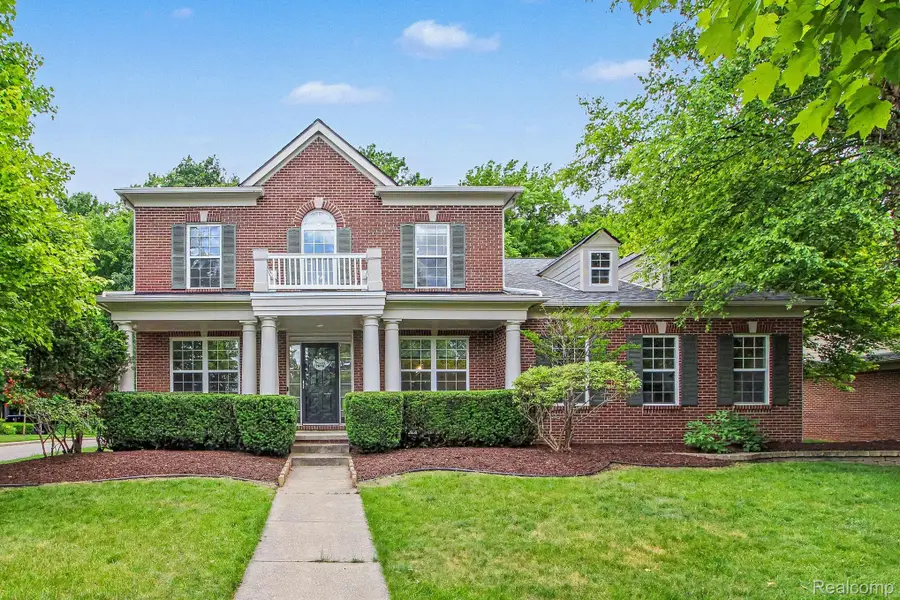 49756 Great Falls Road, Canton, MI 48188 - #2