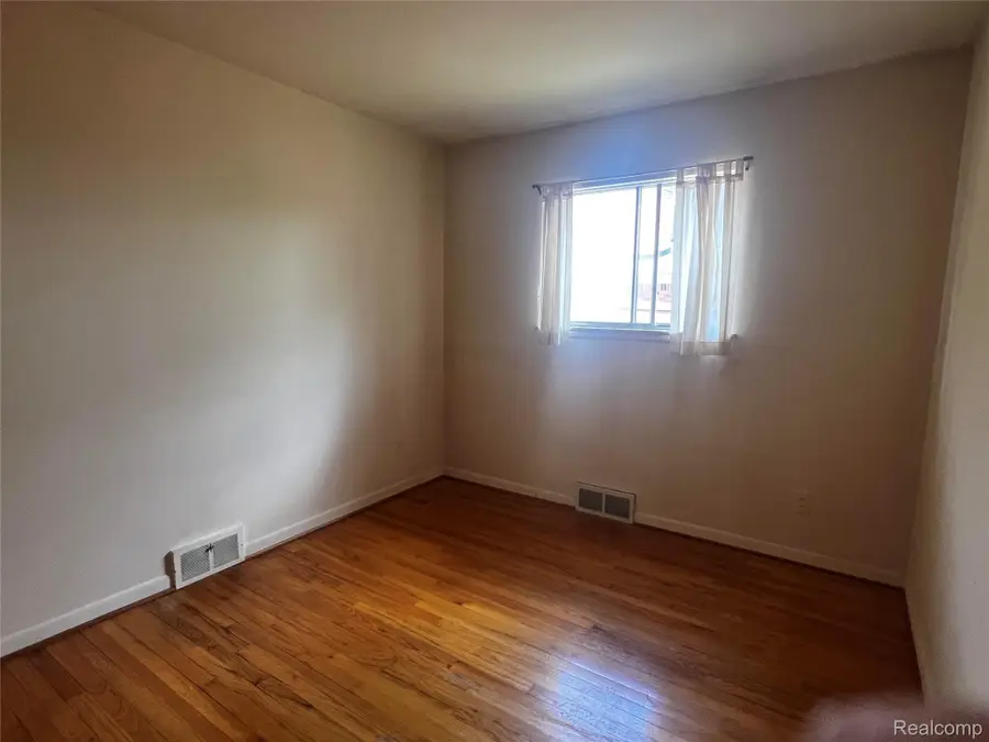3582 Paddington Drive, Troy, MI 48084 - #3