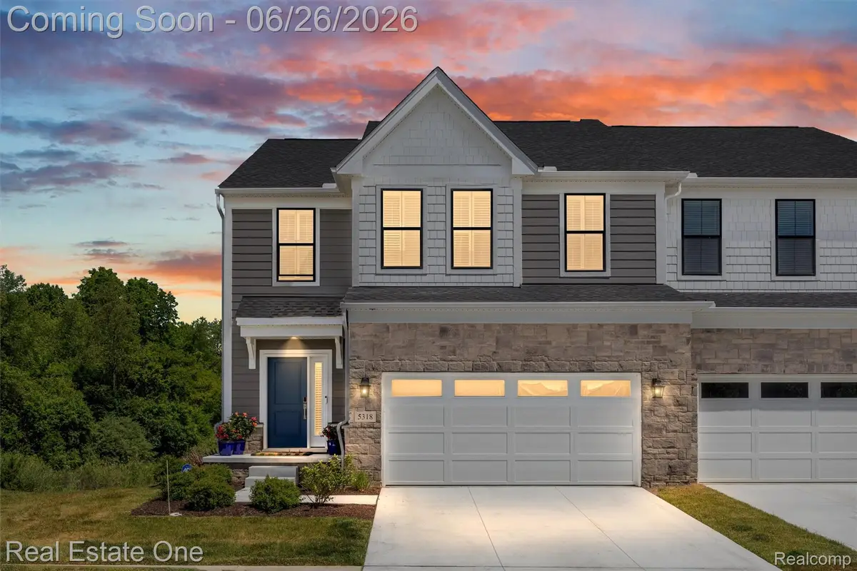 5318 Trail Vista Drive, West Bloomfield, MI 48323 - #1