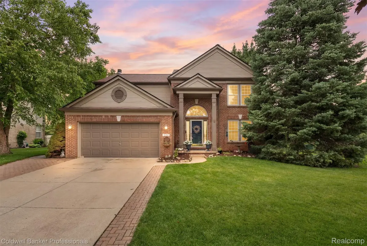 17943 Salinas River Way, Macomb, MI 48042 - #1