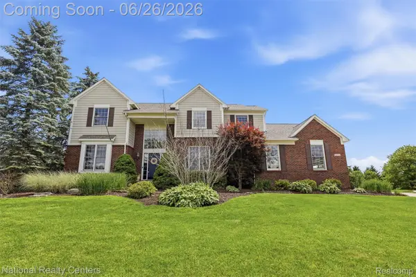 23431 Winged Foot Way, SouthLyon, MI 48178