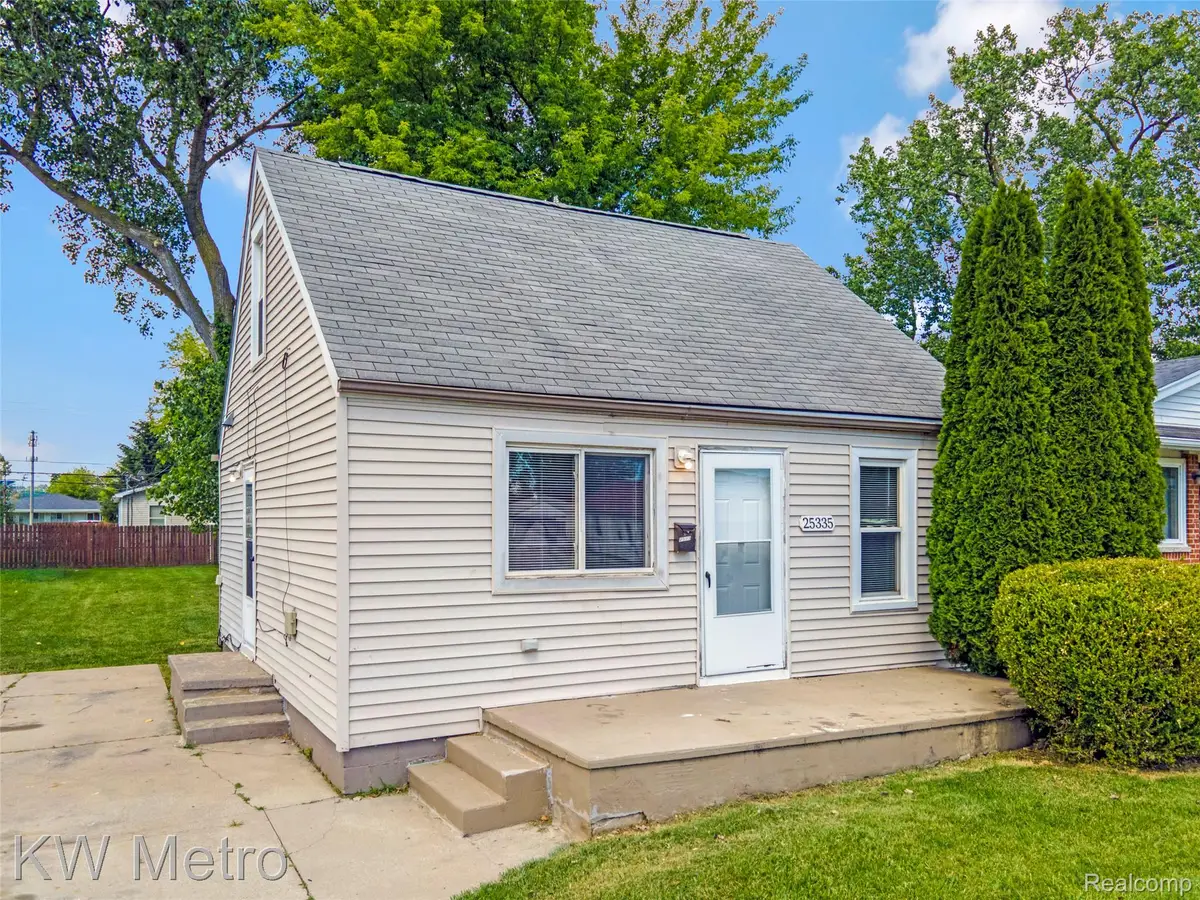 25335 Pinehurst Street, Roseville, MI 48066 - #1