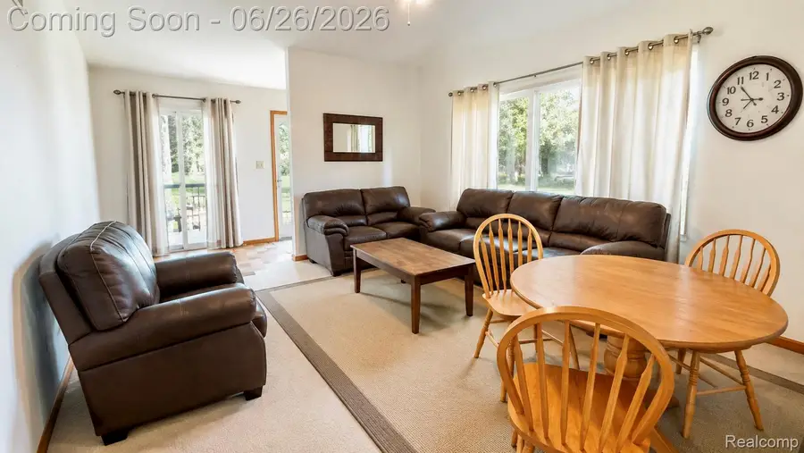 26823 Villa Calabrese, Warren, MI 48091 - #2