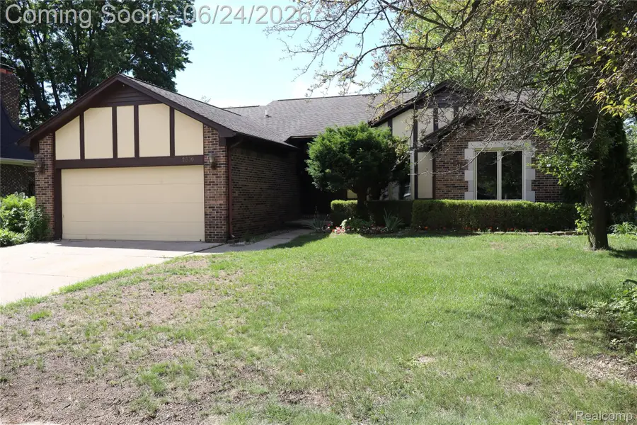 2800 Ranieri Drive, Troy, MI 48085 - #3