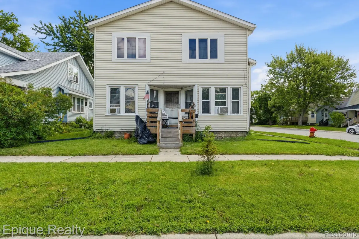 1334 13th Street, Port Huron, MI 48060 - #1