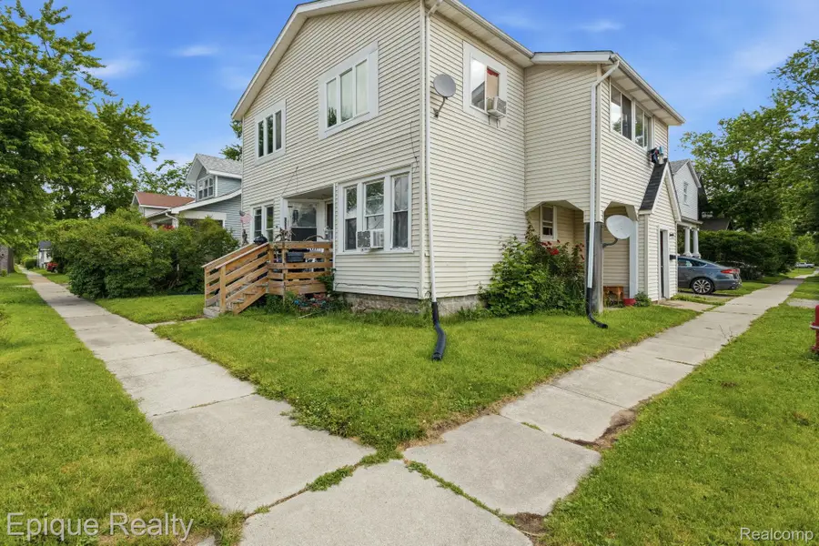 1334 13th Street, Port Huron, MI 48060 - #2