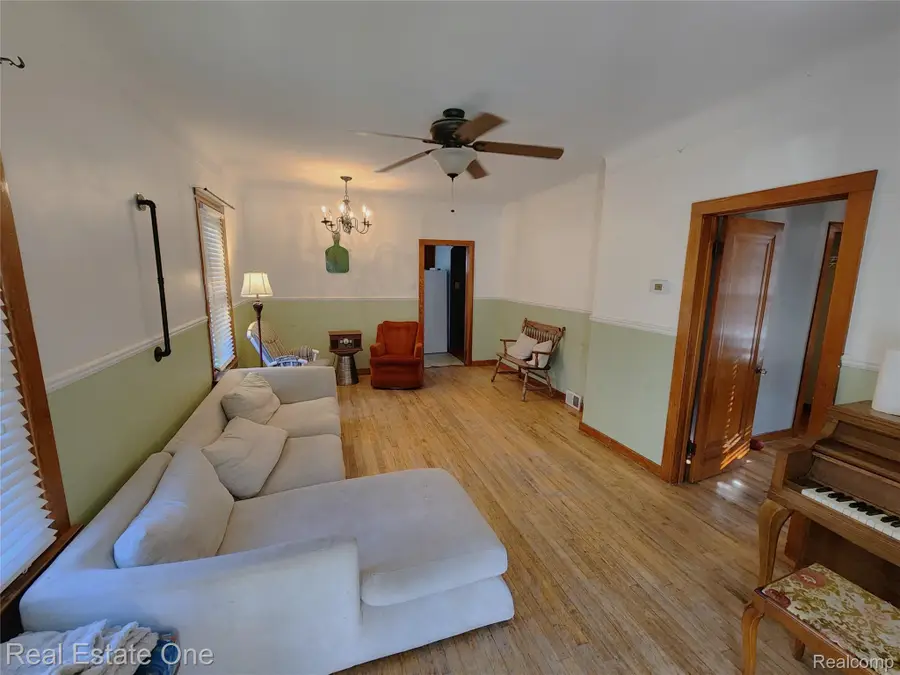 2153 Wiltshire Road, Berkley, MI 48072 - #3
