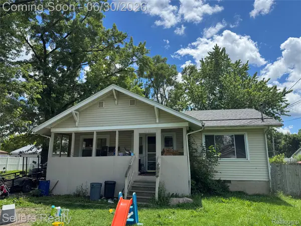 2060 E Williamson Street, Burton, MI 48529