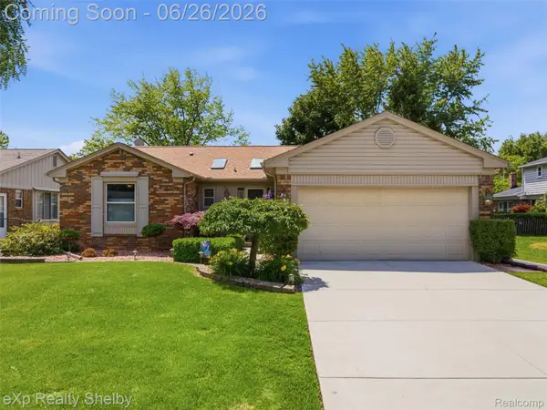 47621 Valley Forge Drive, Macomb, MI 48044
