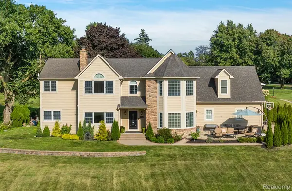 1370 Fieldway Drive, BloomfieldHills, MI 48302