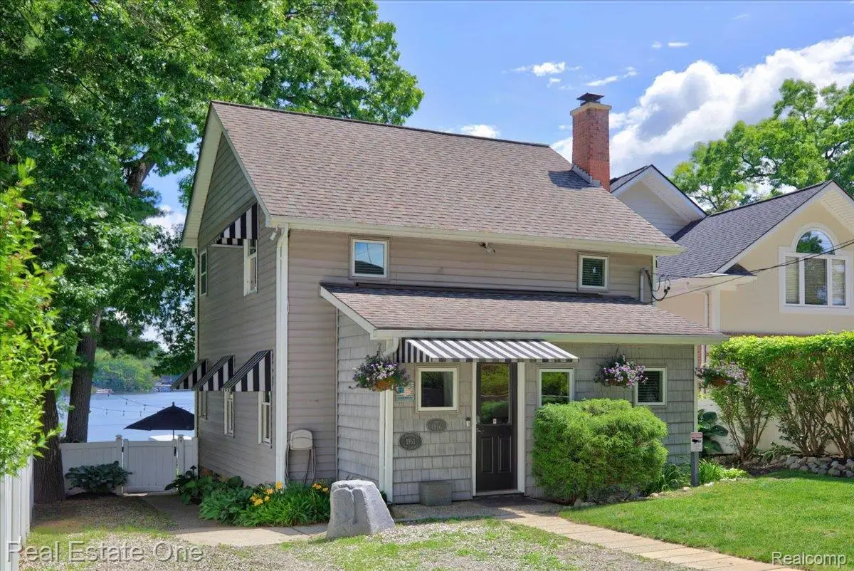 836 Pine Tree Road W, Orion, MI 48362 - #1