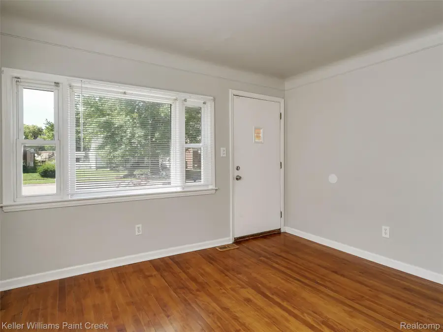 3657 Alvina Avenue, Warren, MI 48091 - #2