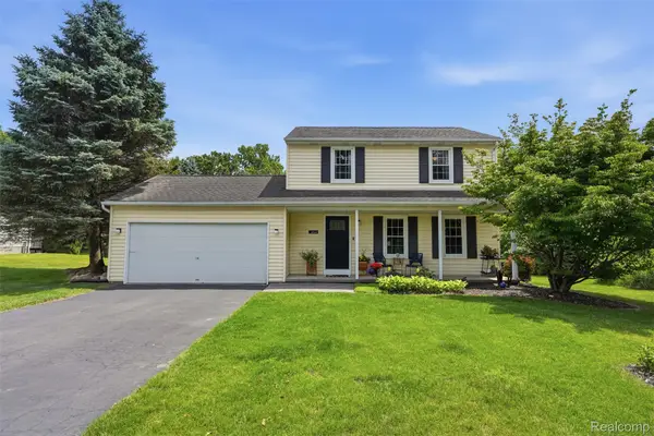 60569 Town Square Street, NewHudson, MI 48165