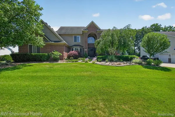 8265 Eastway Drive, WhiteLake, MI 48386