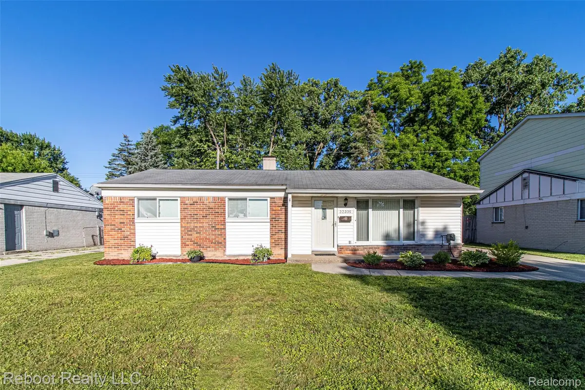 32339 Chalfonte Drive, Warren, MI 48092 - #1