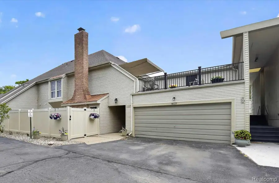 8127 Colony Drive #21, Grosse Ile, MI 48138 - #2