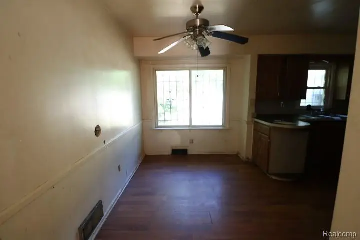 5710 Dupont Street, Flint, MI 48505 - #3