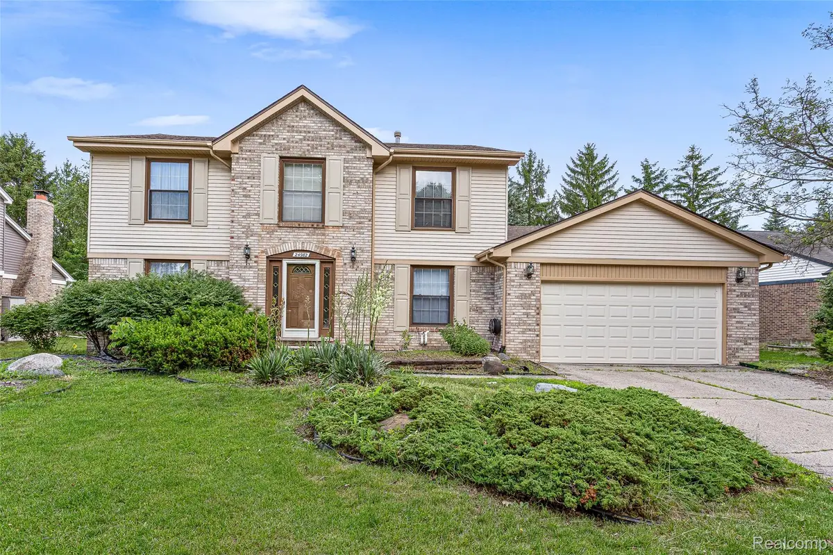 24982 Portsmouth Avenue, Novi, MI 48374 - #1