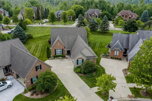 4011 Ardsley Court, Clarkston, MI 48348